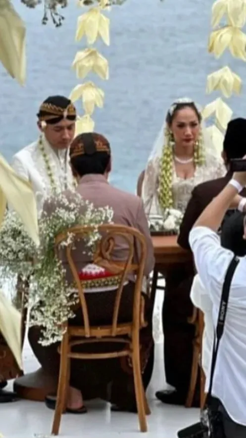 Intip Potret Pernikahan BCL dan Tiko Aryawardhana yang Digelar di Bali