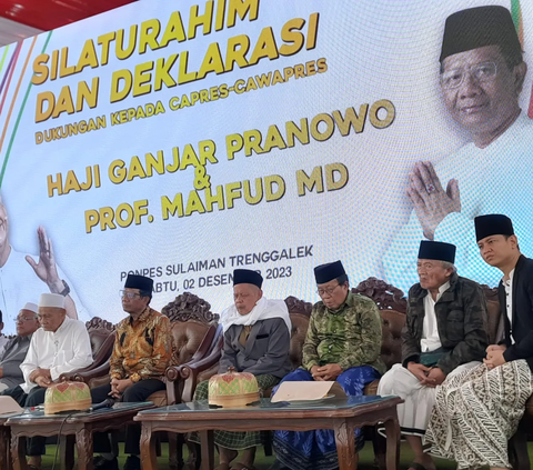 Terima Dukungan dari Kiai se-Mataram, Mahfud MD Singgung Tekanan Politik dari Aparat