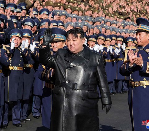 FOTO: Kunjungi Markas Angkatan Udara, Kim Jong-un Perintahkan Militer Korut Bersiap untuk Perang