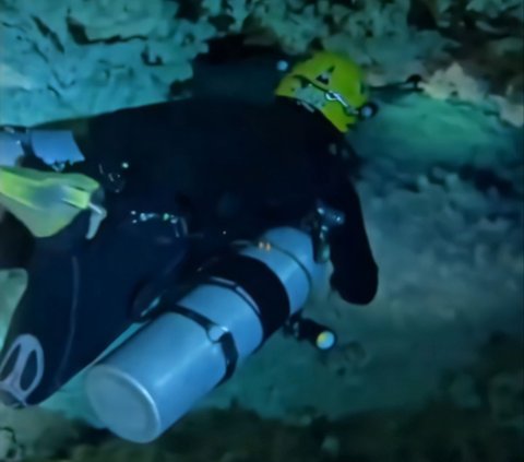 Unique! Thought to be in the Middle of the Forest, This Cave That Has Become a Popular Cave Diving Spot Is Located Under a Resident's House