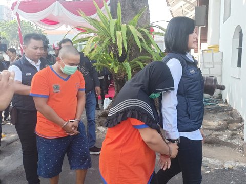 Pasutri asal Tanjung Balai Sumut Edarkan 1,17 Kg Sabu di Surabaya