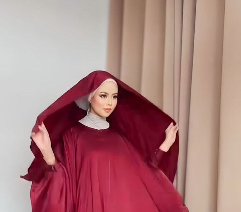 Elegant Pashmina Silk Tutorial, Perfectly Paired with Abaya