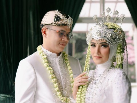 Iqbal Rosadi Shows Photo with Nadya Mustika, Larissa Chou's Comment Becomes the Spotlight