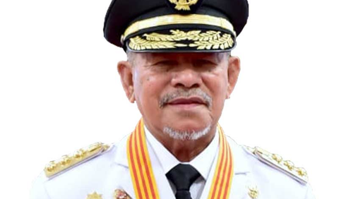 <b>2. Abdul Gani Kasuba, Gubernur Maluku Utara</b><br>
