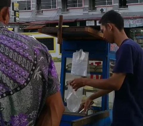 Viral Curhatan Pilu Pria Penjual Roti Pao yang Dihujat Karena Bikin Video saat Berjualan, Disebut Miskin hingga Anak Yatim