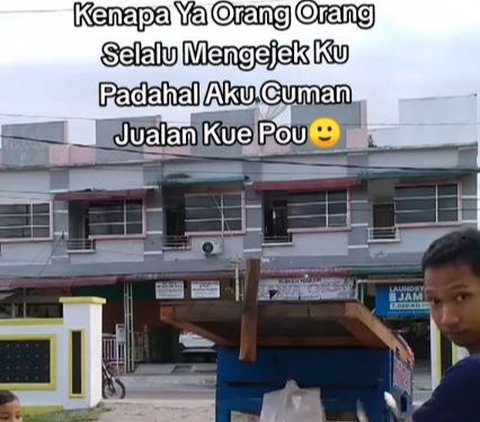 Viral Curhatan Pilu Pria Penjual Roti Pao yang Dihujat Karena Bikin Video saat Berjualan, Disebut Miskin hingga Anak Yatim