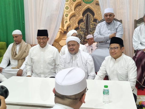 Kronologi Pemotor Rombongan Pengantar Jenazah Istri Rizieq Shihab Masuk Tol dari Petamburan Menuju Bogor