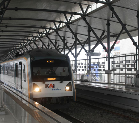 Warga Tangerang Mulai Pilih KA Bandara Dibanding KRL, Penumpang Diprediksi Membludak Saat Nataru