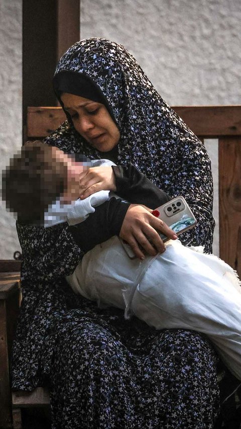 FOTO: Jumlah Warga Palestina yang Tewas Akibat Serangan Brutal Israel di Gaza Tembus 20.000 Jiwa