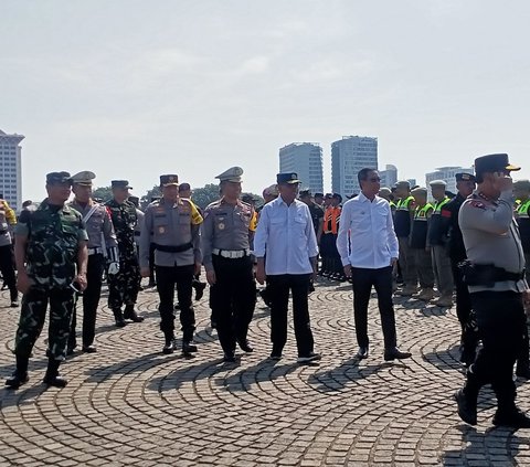 Apel Pasukan Operasi Lilin di Monas, Polri-TNI Pastikan Nataru Aman dan Lancar