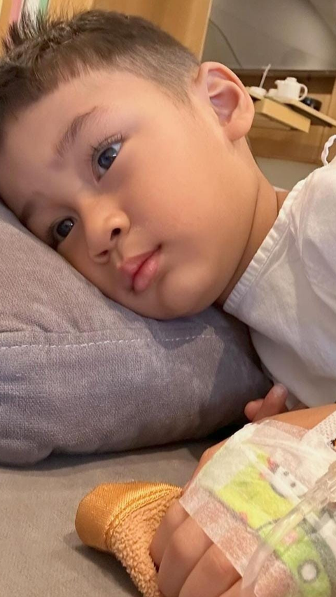 Kiano Anak Baim Wong Dilarikan ke Rumah Sakit Usai Muntah 9 Kali Gara-gara Makan Es Krim & Permen