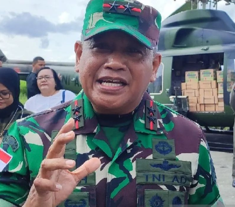 Disalami Panglima TNI, Pangkostrad Saleh Mustafa kini Berpangkat Letjen, Bintang 3 di Pundaknya