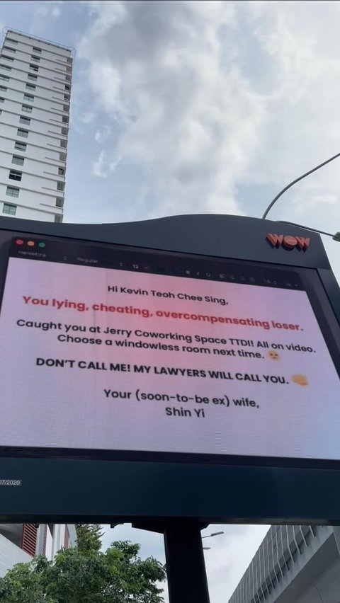Wife Goes Viral for Putting Up a Billboard Exposing Husband's Affair, But Gets Suspected by Netizens