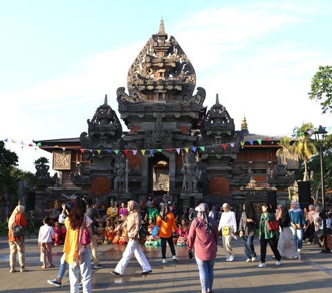 TMII Holds Special Event to Welcome Christmas and New Year, Wow There's a 12-Day Music Concert!