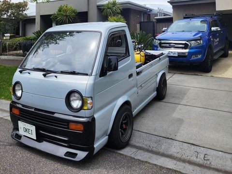 Kei Car Cantik Jepang yang Ikonik, Angkut Barang Sekalian Adu
