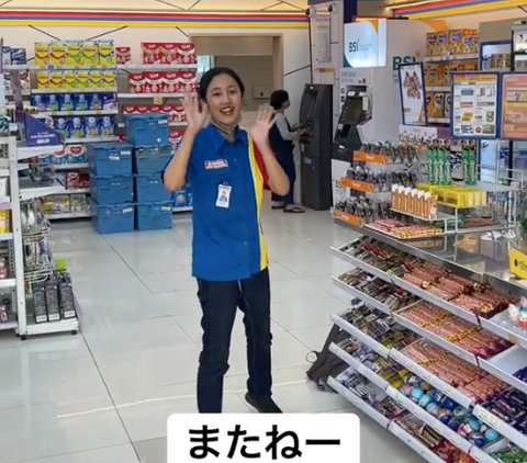 Tak Pernah Kursus Cuma Nonton Anime, Bahasa Jepang Karyawan Indomaret ini Tingkat Dewa Ramai Jadi Sorotan