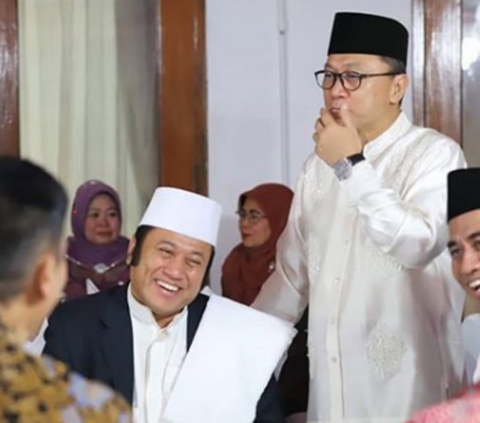 Zulkifli Hasan Dipolisikan Buntut Guyonan Salat Dikaitkan dengan Dukungan ke Prabowo