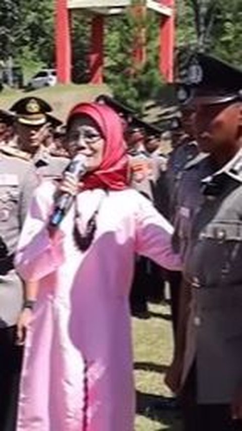 Anak Yatim ini 2 Gagal  kini jadi Polisi Bikin Jenderal Polisi Salut, Sang Ibu 'Semoga Almarhum Bangga' 