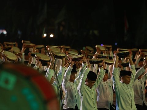 Atraktifnya Rebana Kuntulan Kolosal ala Banyuwangi