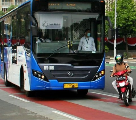 Transjakarta Beroperasi hingga Jam 2 Dini Hari Saat Natal dan Tahun Baru