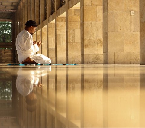 9 Doa Subuh Pagi yang Penting Diamalkan Tiap Hari Agar Aktivitas Diberkahi Allah