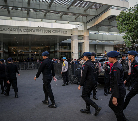 FOTO: Suasana Pengamanan Ketat di Lokasi Debat Kedua Cawapres di Senayan