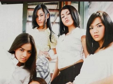 Foto-Foto Jadul Titi Kamal, Cantik Sejak Dulu