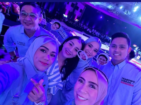 Temani Raffi Ahmad Nonton Debat Cawapres, Potret Nagita Tersenyum Cantik di Barisan Pendukung Gibran