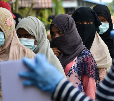 Minta Jadi WNI, Enam Pengungsi Rohingya Ajukan Pembuatan KTP di Disdukcapil Makassar