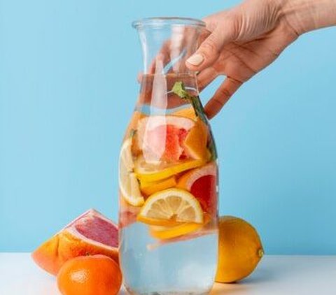 4 Resep Infused Water, Pilihan Sehat yang Mudah dan Menyegarkan