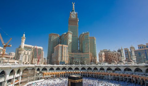 4. Abraj Al Bait, Mekah