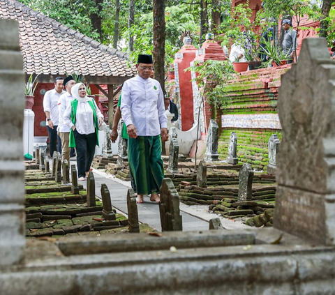 Ikhtiar Politik, Mardiono Silaturahmi ke Kiai Cirebon