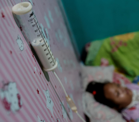 FOTO: Kisah Penderitaan Anak-Anak Gagal Ginjal Akut di Indonesia Berjuang Hidup Setelah Keracunan Obat Sirup