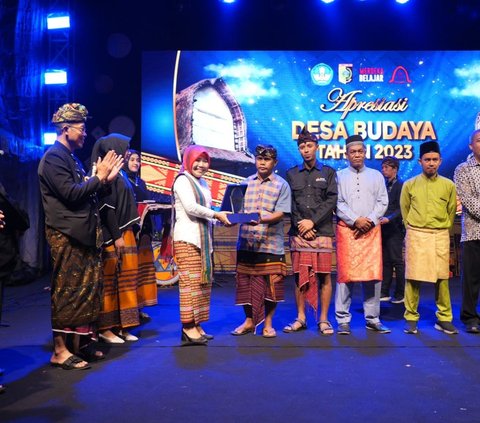 Kemendikbudristek Beri Penghargaan Lima Desa Budaya 2023