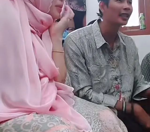 Pinkan Mambo Jadi Mualaf dan Kembali Menikah Secara Sederhana dengan Sang Pujaan Hati, Maharnya Uang Tunai Rp100 Ribu