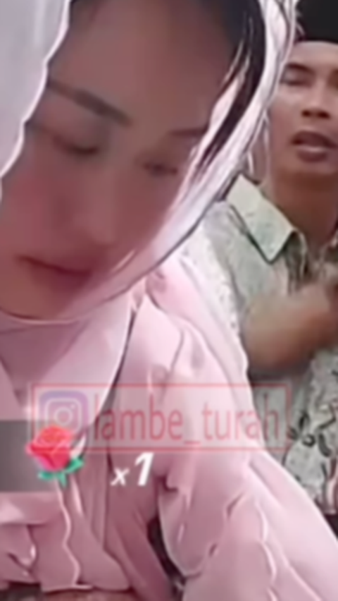 Pinkan Mambo Menikah & Kembali Mualaf, ini Deretan Artis yang Sempat Murtad lalu Kembali Masuk Islam