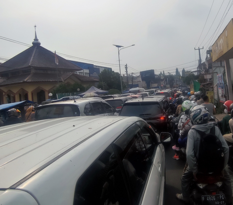 Lebih dari 110.000 Kendaraan Masuk Puncak Bogor Selama Libur Natal