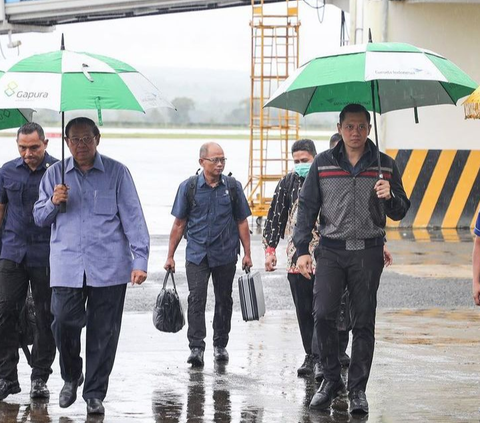 SBY Kenang Sang Istri saat Ziarah ke Kuburan Massal Korban Tsunami Aceh