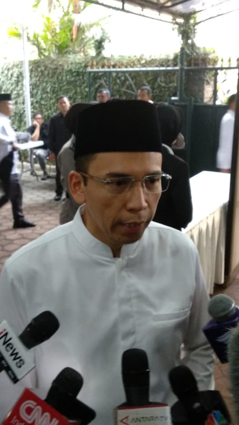 <br>TPN Ganjar Nilai Survei Prabowo di Atas 50 Persen sebagai Bentuk Intimidasi dan Pengondisian