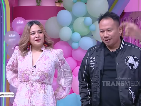 Vicky Prasetyo Dikabarkan sedang Dekat dengan Marshanda 'Kesempatan ini Masa Diluangkan Begitu Saja'