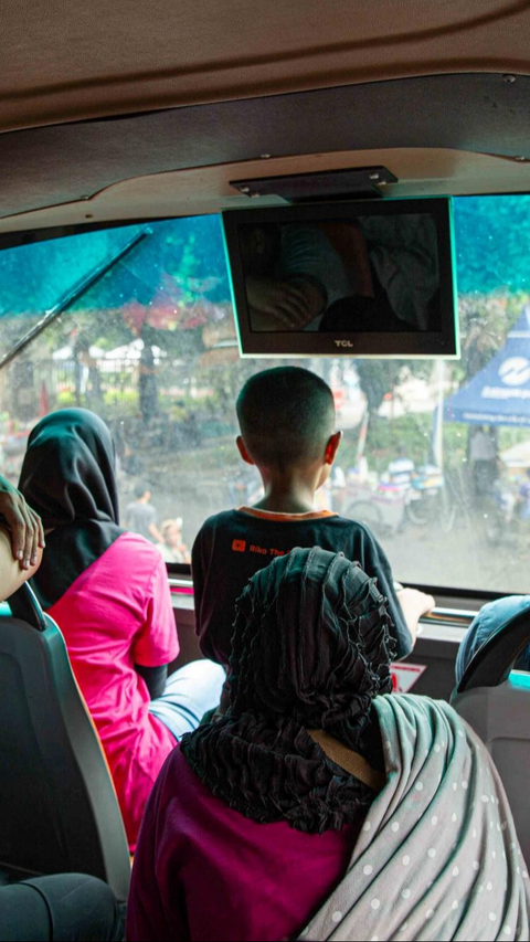 Bus ini beroperasi dengan menelusuri ikon dan landmark yang ada di kota Jakarta.<br>