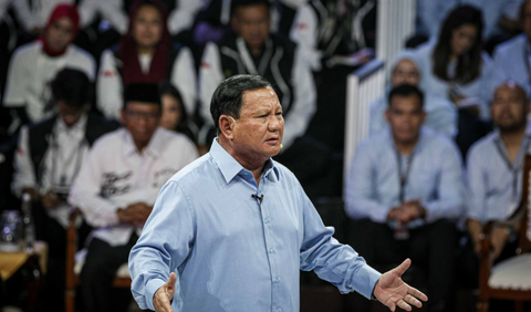 Prabowo Subianto mengaku ingin membuat Politeknik unggulan di Aceh.
