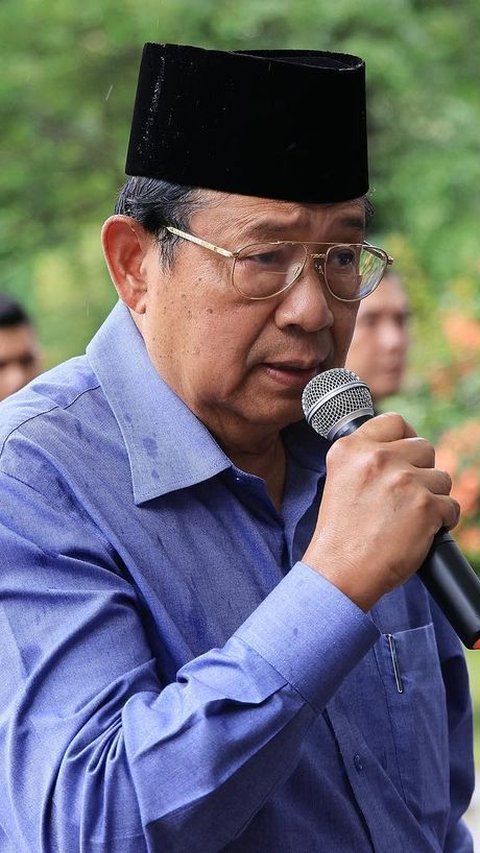 Tangis SBY, Suaranya Bergetar Ziarah Kubur Kenang Tsunami Aceh 19 Tahun lalu