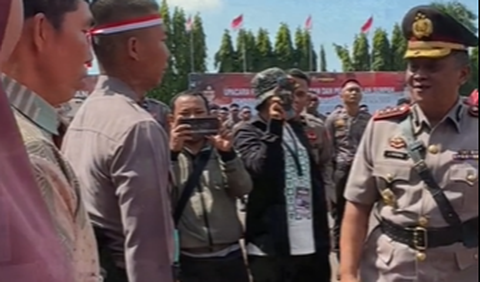 Sebelumnya, Joko diketahui begitu terkagum atas kisah dan perjuangan Ramadhan yang hendak menjadi polisi.