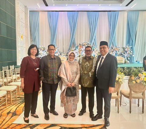 Momen Tiga Komjen Polri Kumpul di Acara Nikahan, Bos Pelindo 'Kenal Mereka Sejak Pangkat Kompol'