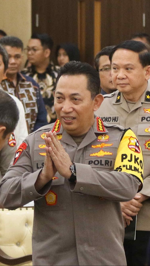 FOTO: Kapolri Sigit Listyo Blak-Blakan Ungkap Berbagai Kejahatan Selama Tahun 2023, Kasus TPPO Disorot karena Naik Dibanding 2022