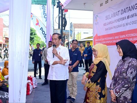 Ditanya Nama Ibu Kota Negara Baru, Jawaban Ibu-ibu di Banyuwangi Ini Bikin Jokowi Ngakak sampai Sakit Perut