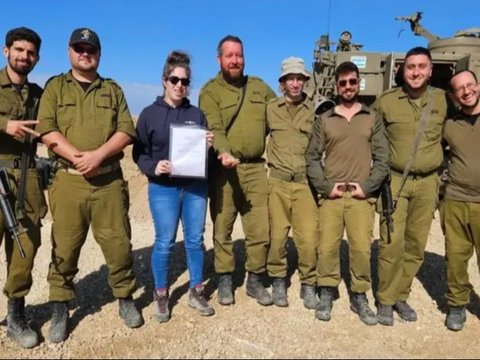 Sedang Bertempur di Perbatasan Gaza, Tentara Israel Temukan Lampu Minyak Berusia 1.500 Tahun