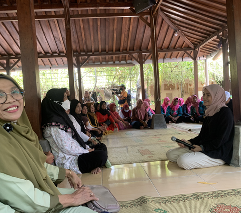 Momen Seru Atikoh Ganjar Berbagi Cerita Penanganan Stunting hingga Beri Telur ke Ibu Hamil di Bantul