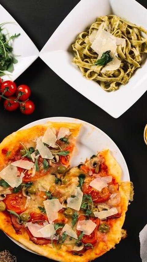 5. Jangan Tambahkan Apa Pun pada Pasta dan Pizza